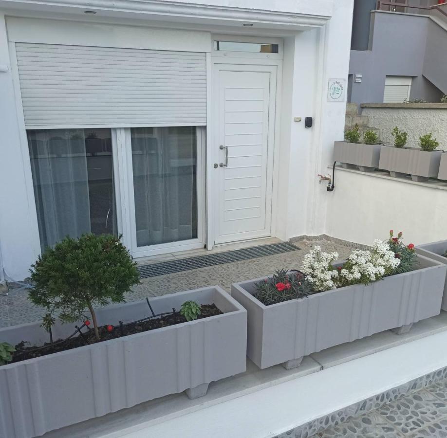 Le Petit Jardin Apartment Volos Exterior photo