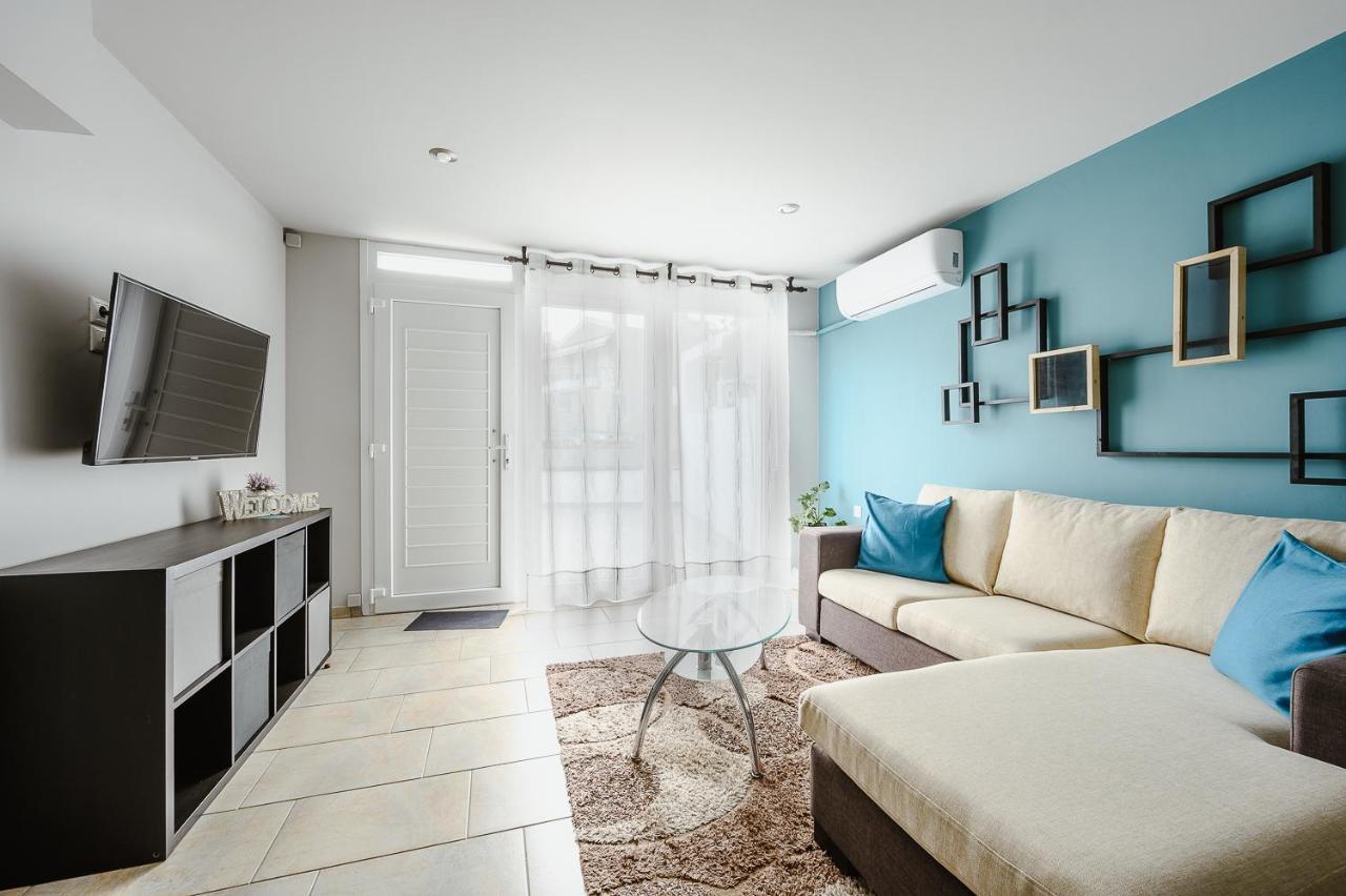 Le Petit Jardin Apartment Volos Exterior photo